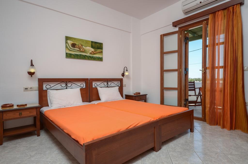 Margaritis Apartments Agia Anna  ภายนอก รูปภาพ